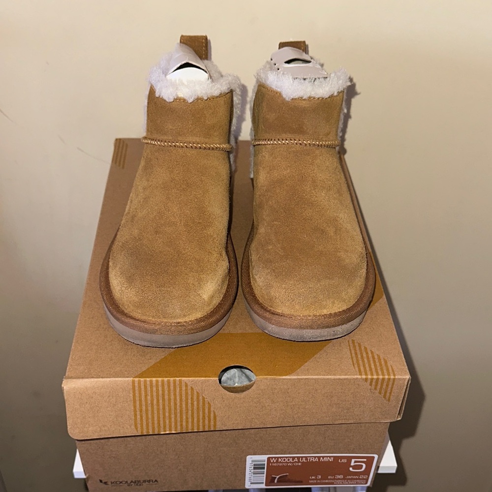 Tan Shearling-Lined Ankle Boots